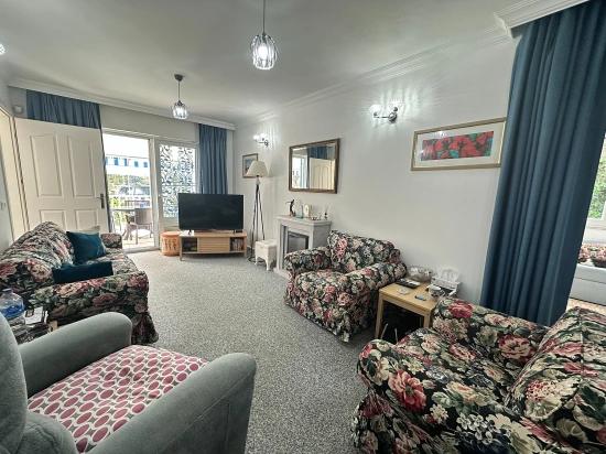 Maras, Dalyan’ın Kalbinde Kaya Mezarları Manzaralı Büyüleyici Özel Villa