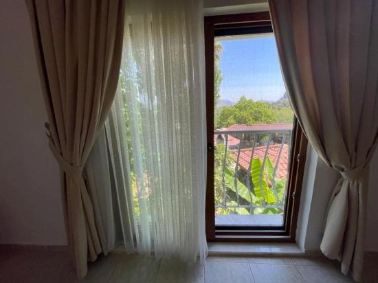 Dalyan’ın Gizli Cenneti: Lüks Bahçeli Yatırımlık Butik Otel