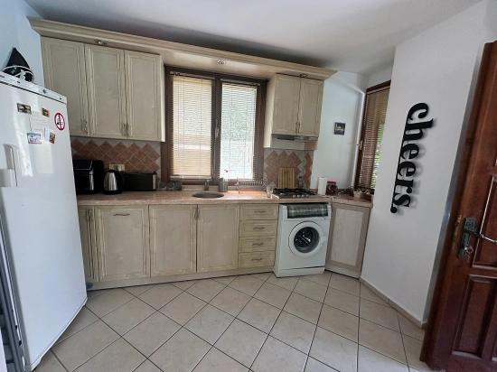 Gülpınar, Dalyan’da Şirin Bir Sitede İki Yatak Odalı Dubleks Villa