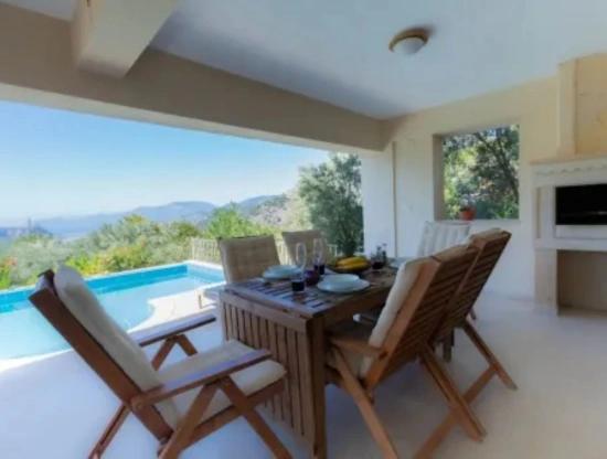 Dalyan Gökbel 'de İztuzu Plajı Manzaralı Satılık Villa