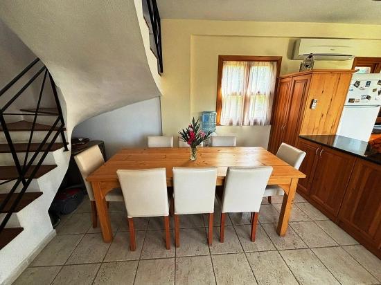Dalyan Arıkbaşın Da Geleneksel Türk Mimarisi İzleri Taşıyan Satılık Müstakil Villa