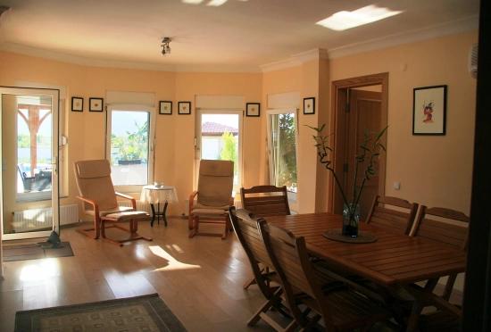 6.000 M² Özel Arazide Konumlanan Lüks Doğa Villası