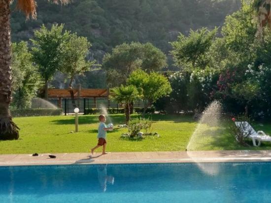 Göl Kenarında Prestijli Yaşam & Yüksek Getirili Yatırım Fırsatı