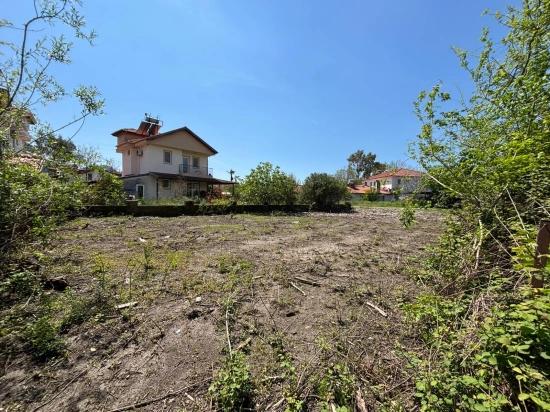 Muğla Dalyan Arıkbaşı’nda Satılık Konut İmarlı Köşe Parsel