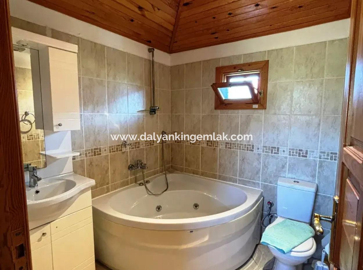 Dalyan Arıkbaşında Müstakil Villa