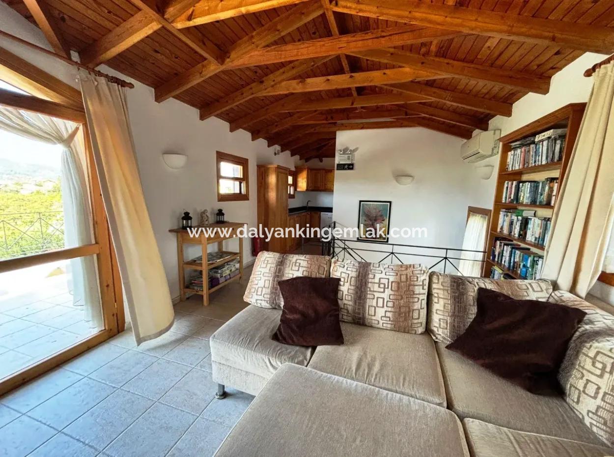 Dalyan Arıkbaşında Müstakil Villa