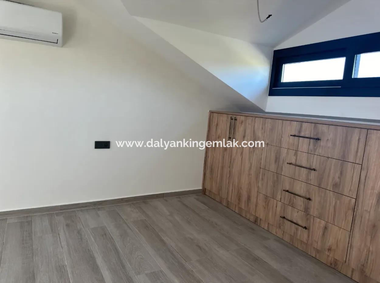 Dalyan Metinler  De Satılık Villa