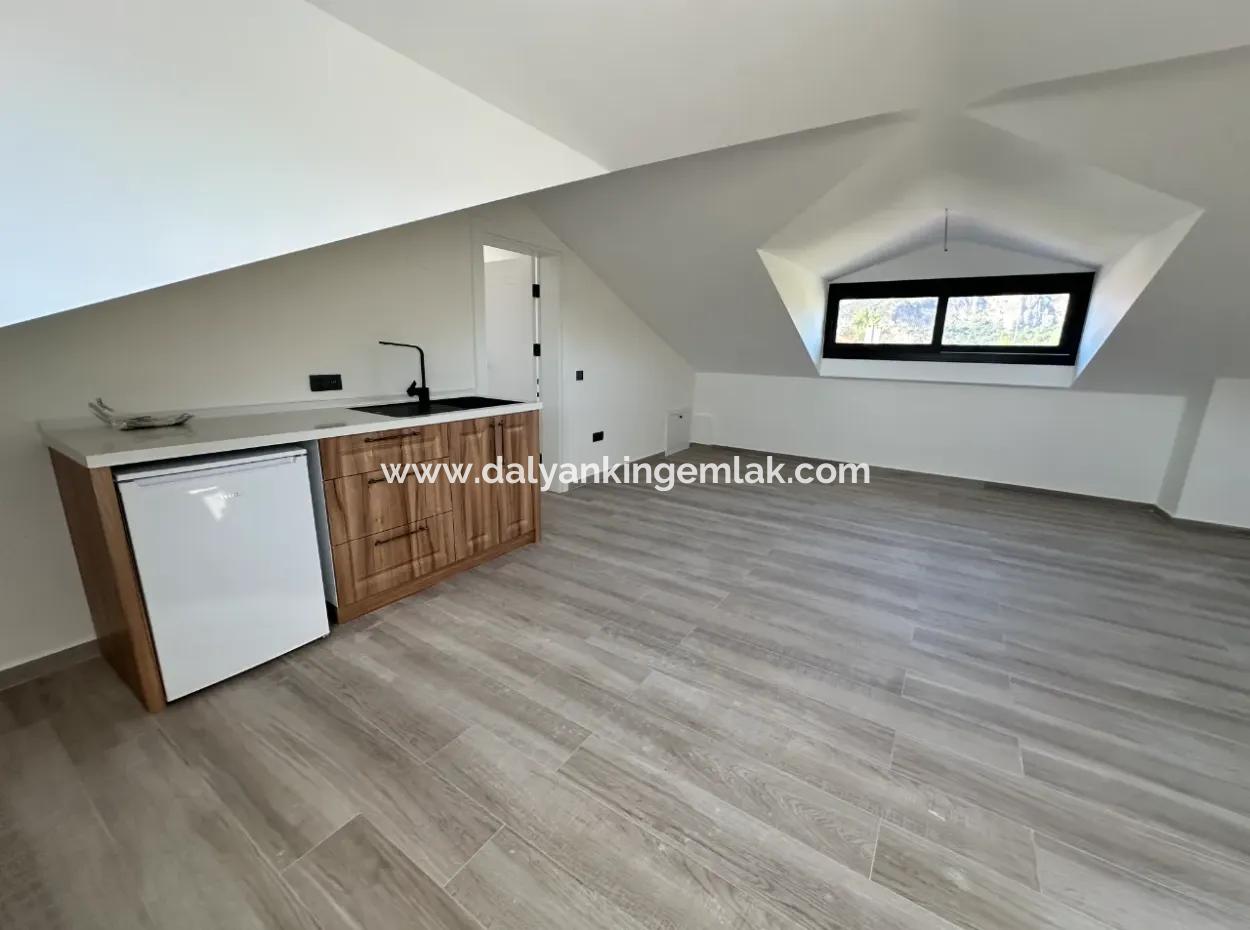 Dalyan Metinler  De Satılık Villa