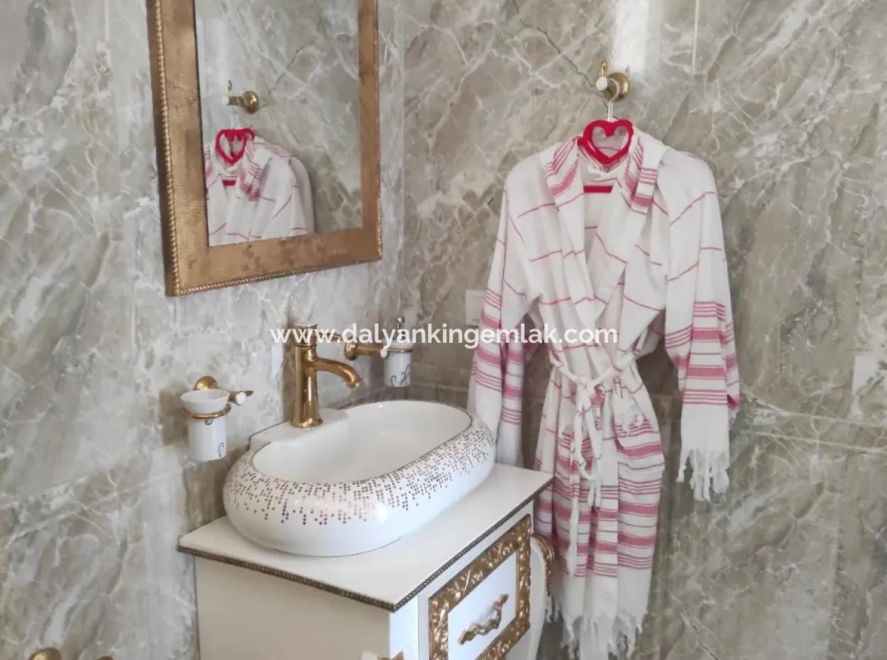 Dalyan Gökbel De Full İztuzu Plajı Ve Deniz Manzaralı Satılık Villa