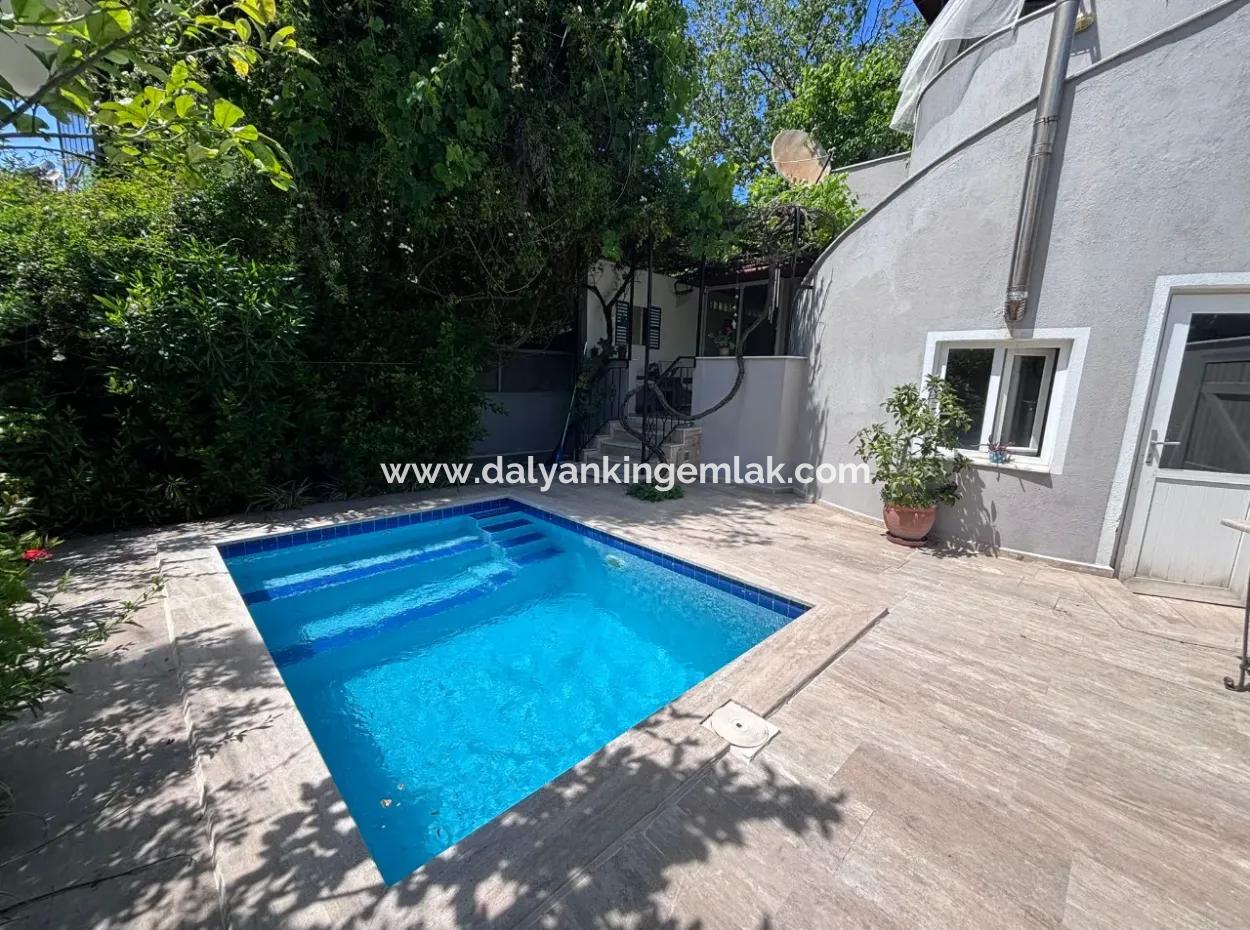Dalyan Arıkbaşında Satılık Villa