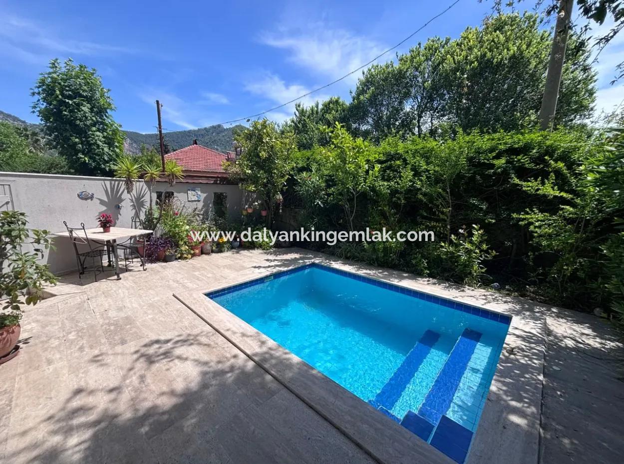 Dalyan Arıkbaşında Satılık Villa