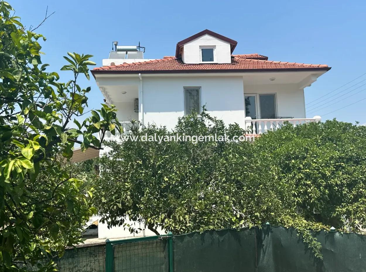 Okcular 3+2 Mustakıl Ev Ve Arsa