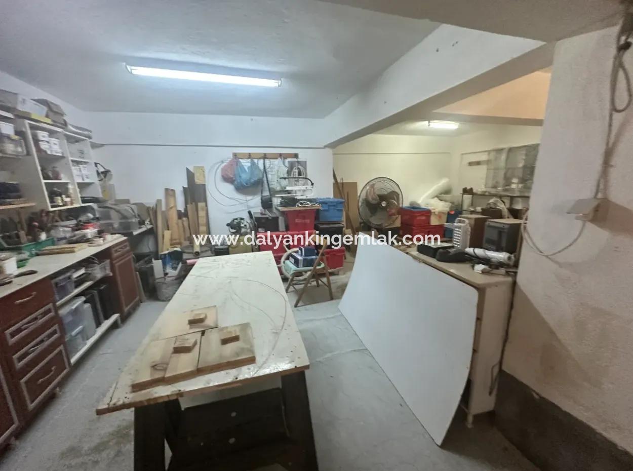 Okcular 3+2 Mustakıl Ev Ve Arsa