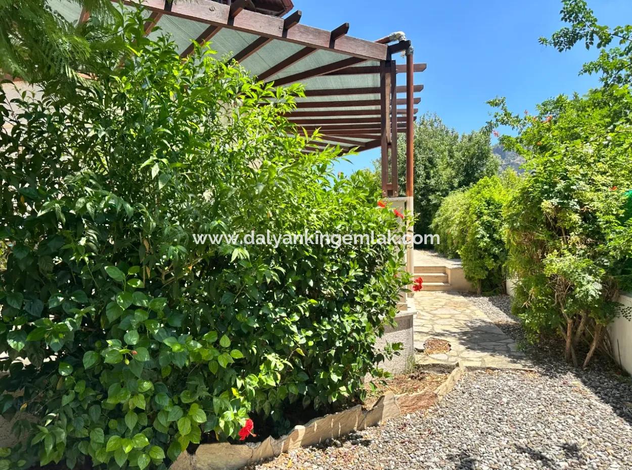 Dalyan Marmarlı Da Kiralık Villa
