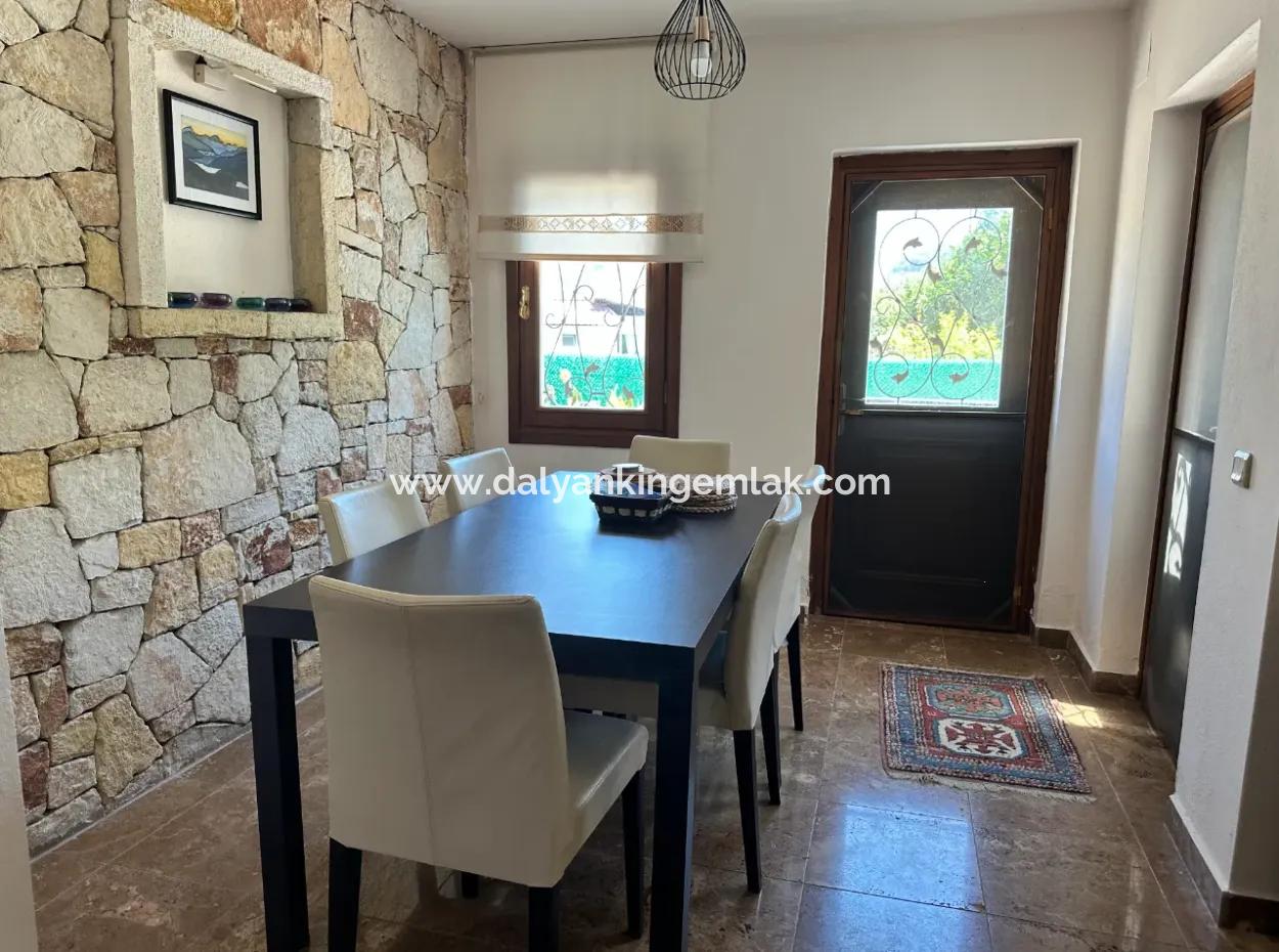 Dalyan Marmarlı Da Kiralık Villa