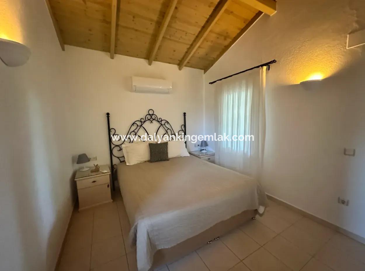 Dalyan Marmarlı Da Kiralık Villa