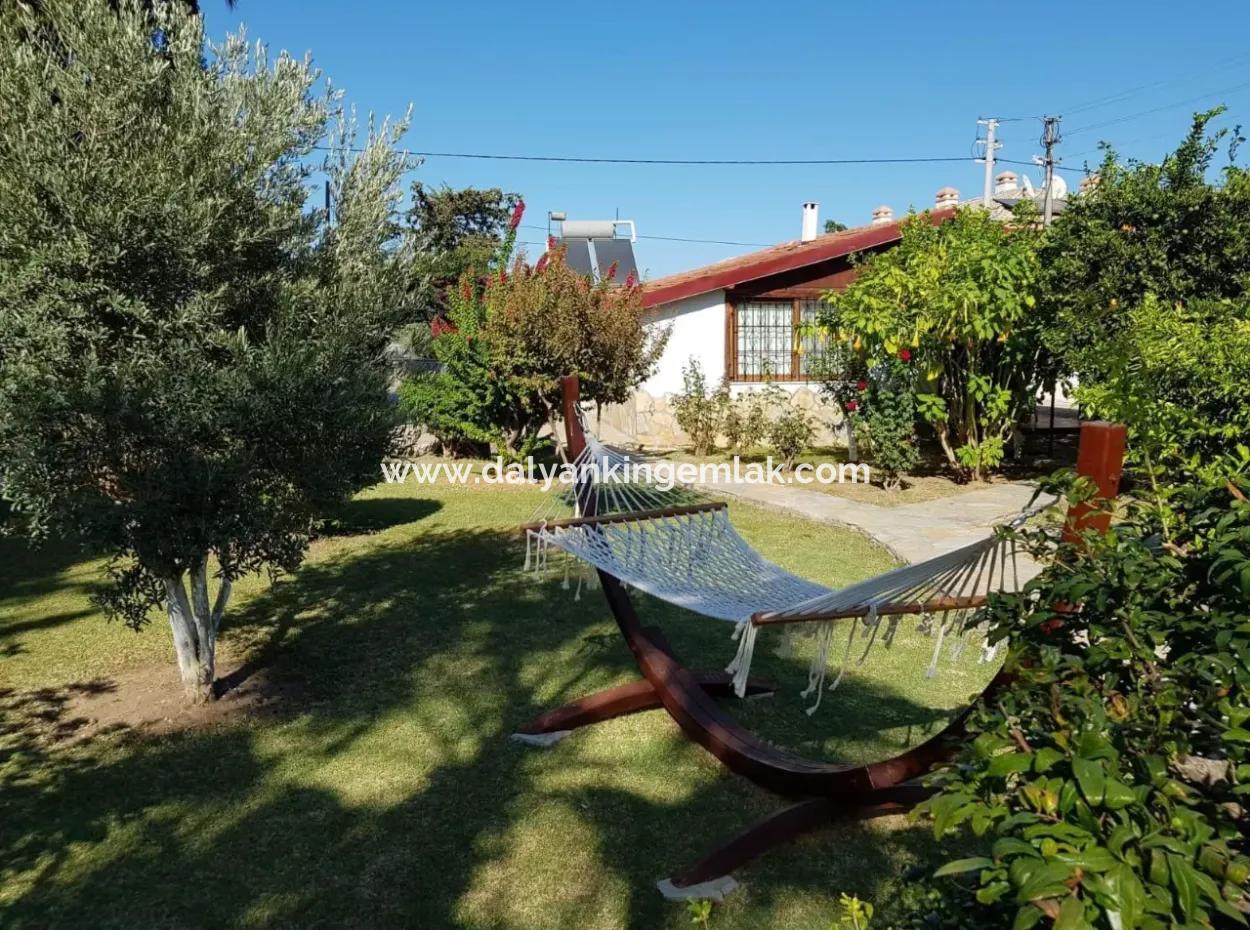 Dalyan Arıkbaşı Nda Satılık 1357 M2 Arsa İçersinde Bungalow