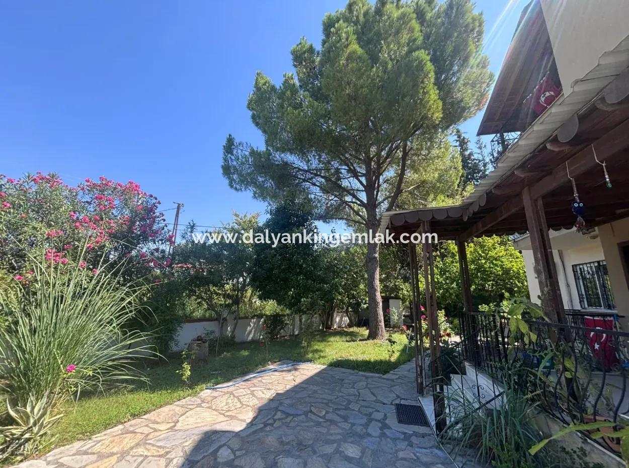 Dalyan Marmarlı Da 4011 M2 Arsa İçerisinde Satılık Villa