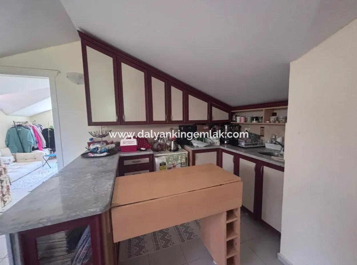 Dalyan Marmarlı Da 4011 M2 Arsa İçerisinde Satılık Villa