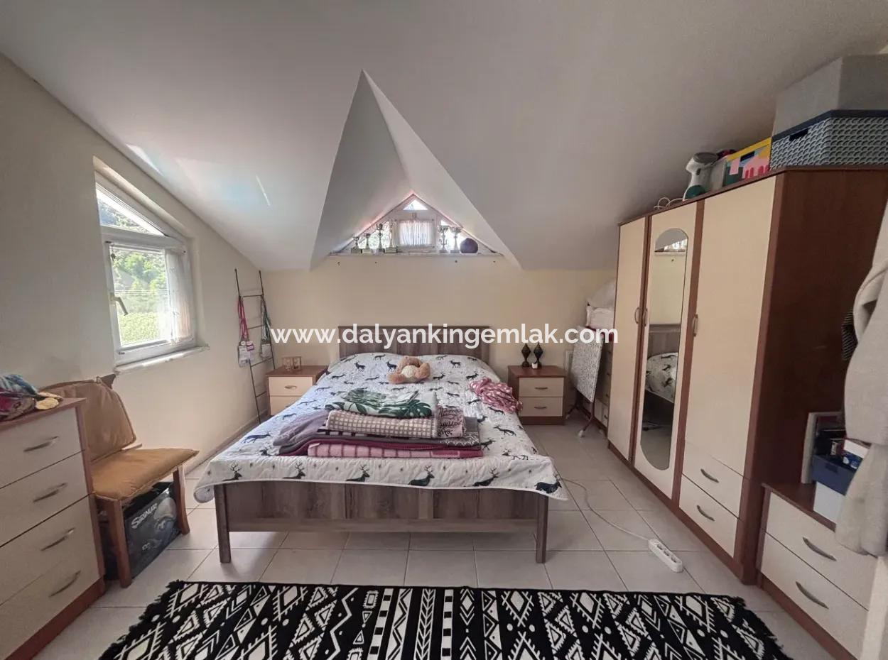 Dalyan Marmarlı Da 4011 M2 Arsa İçerisinde Satılık Villa