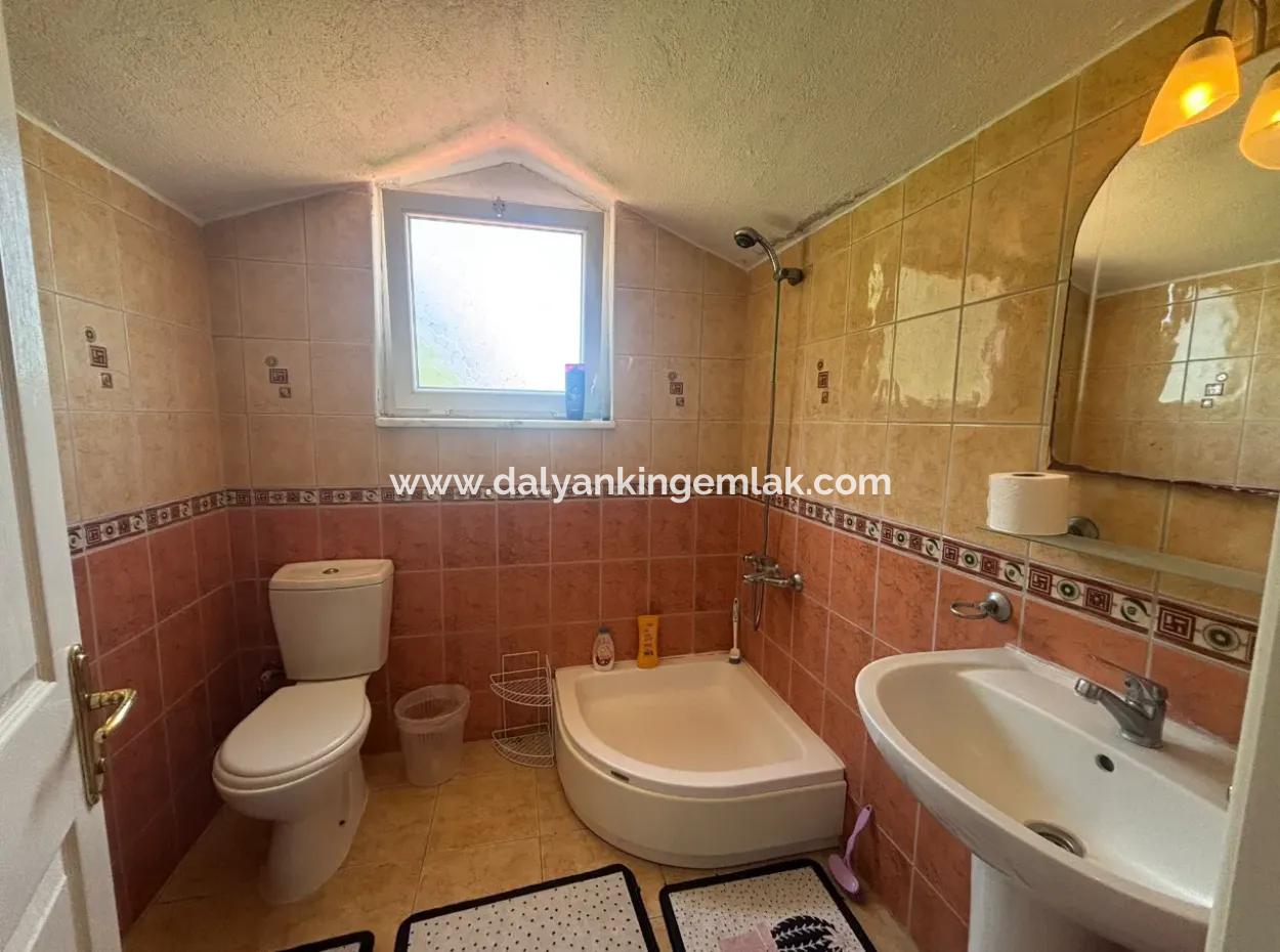 Dalyan Marmarlı Da 4011 M2 Arsa İçerisinde Satılık Villa