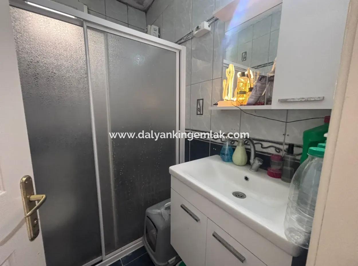 Dalyan Marmarlı Da 4011 M2 Arsa İçerisinde Satılık Villa