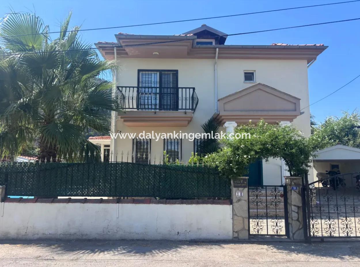 Dalyan Okçular Marmarlı Da Satılık Villa