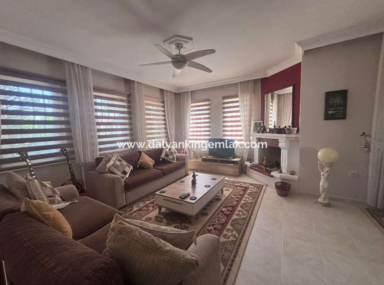 Dalyan Okçular Marmarlı Da Satılık Villa