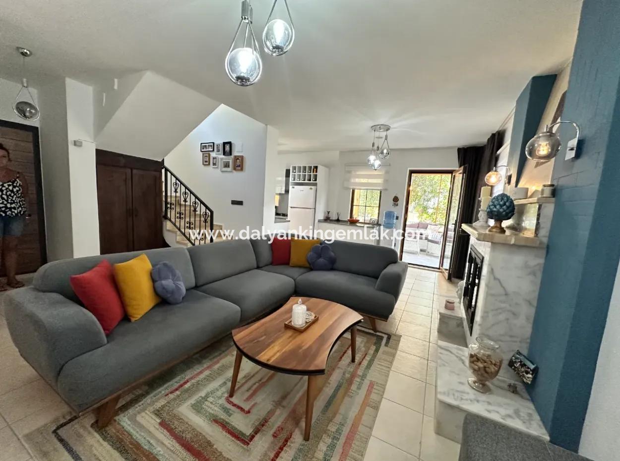 Dalyan Osmanağalarda Satılık Dubleks Villa