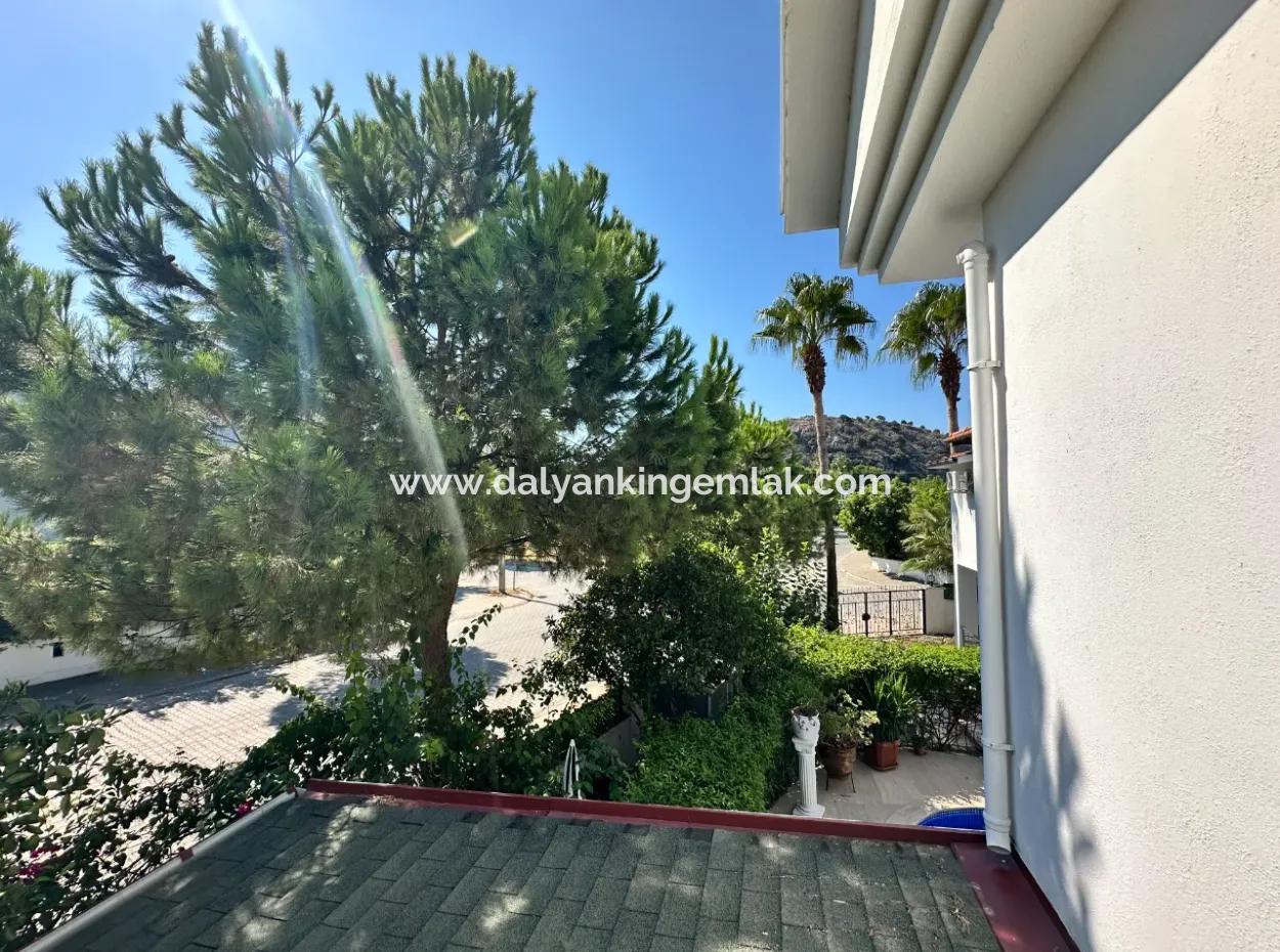 Dalyan Osmanağalarda Satılık Dubleks Villa