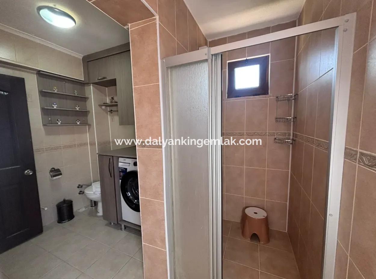 Dalyan Merkez 'De Satılık Triplex Villa