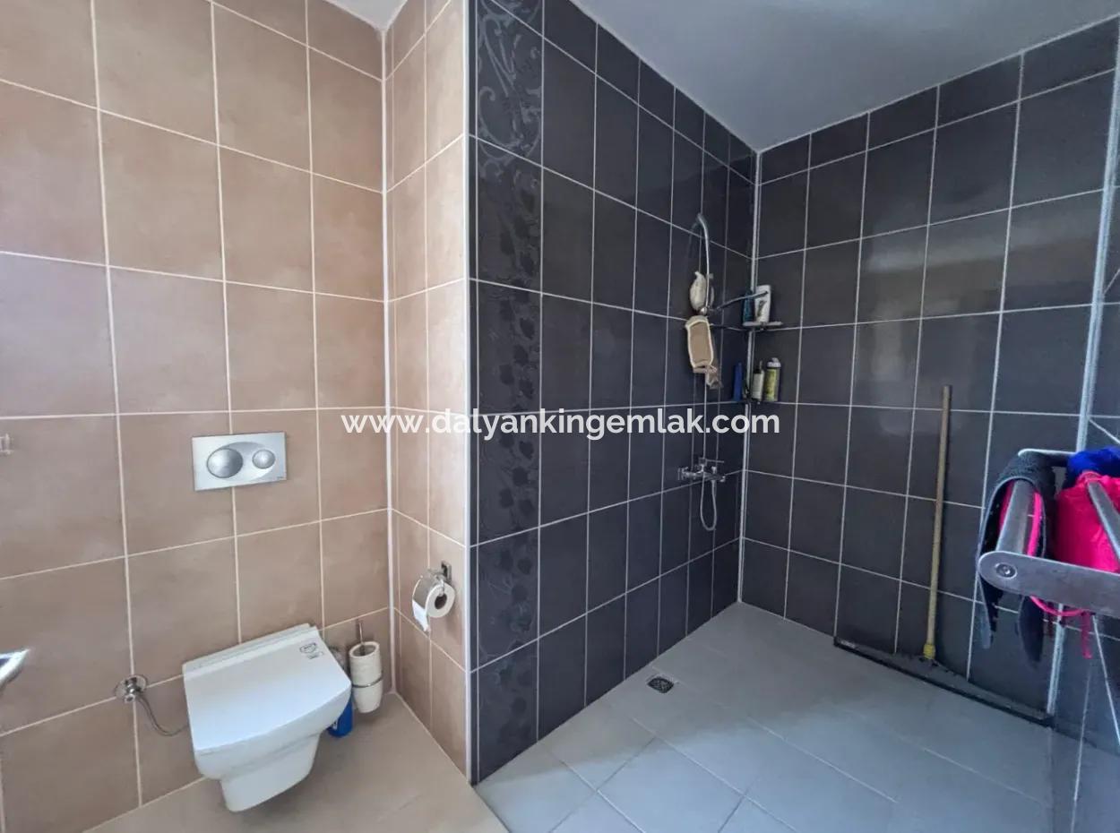 Dalyan Maraşta 980 M2 Arsa İçerisnde Müstakil Villa