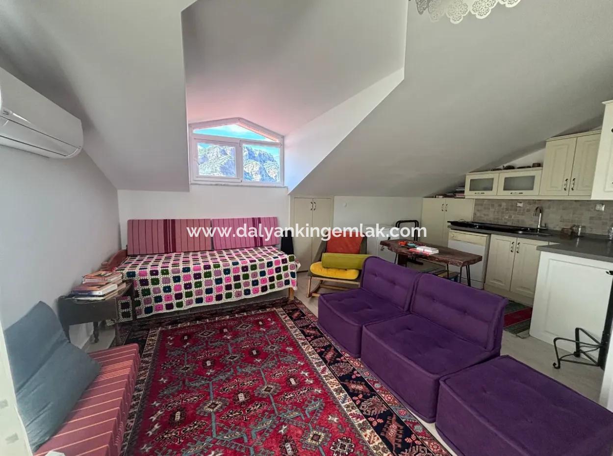 Dalyan Merkezde Satılık Tripleks Villa