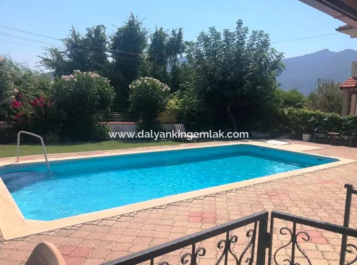Dalyan Merkezde Kiralık 2+1 Apart
