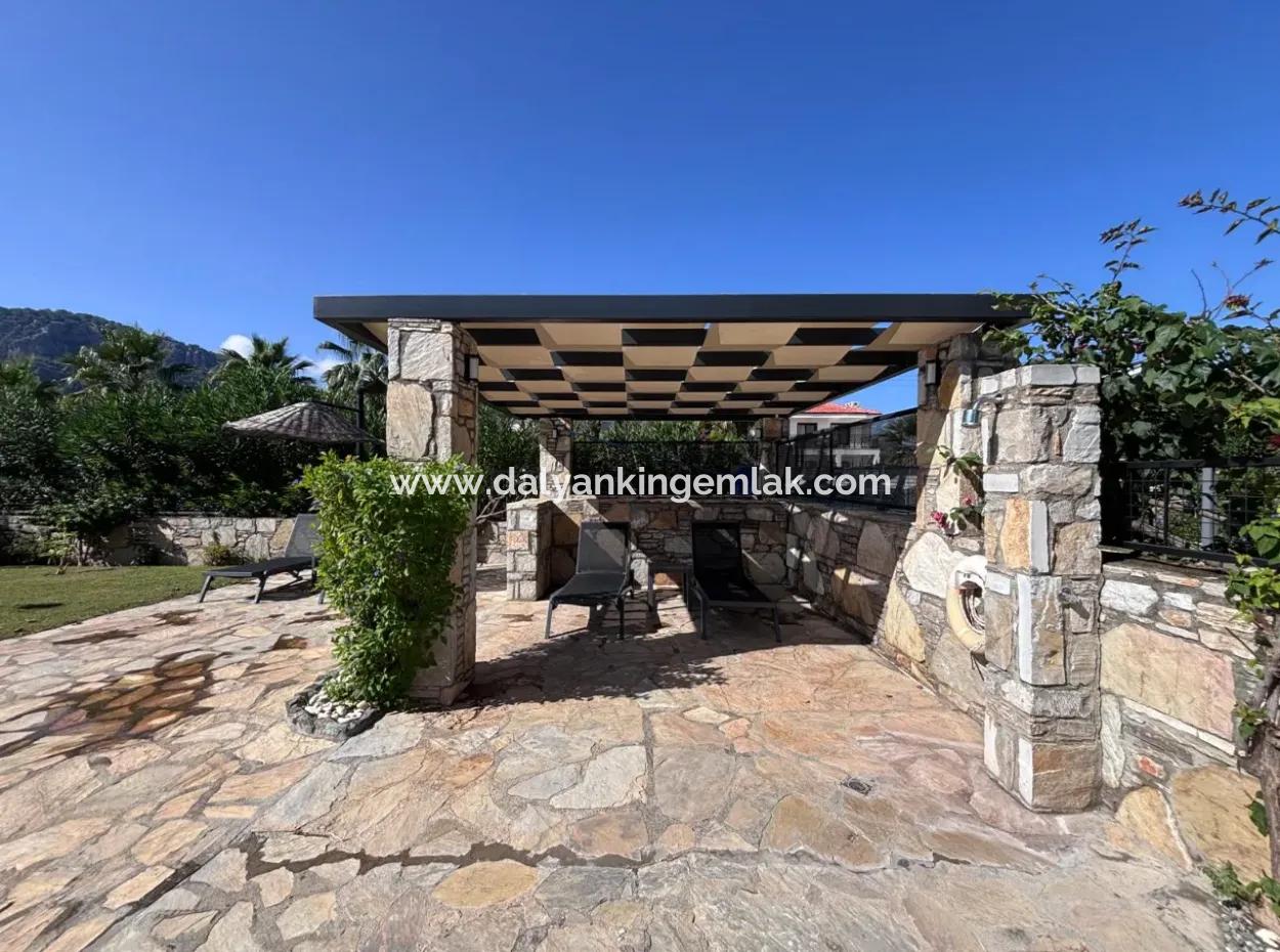 Dalyan Gülpınar Da Satılık  Müstakil Villa