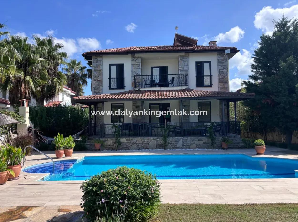 Dalyan Gülpınar Da Satılık  Müstakil Villa