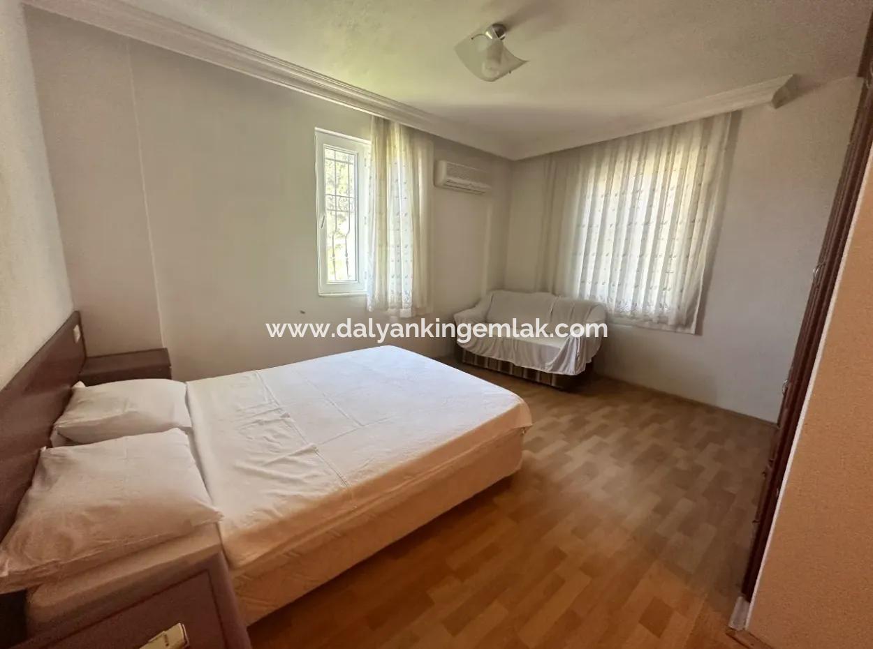 Dalyan Merkeze Yakın Kiralık Tek Katlı Havuzlu Ev