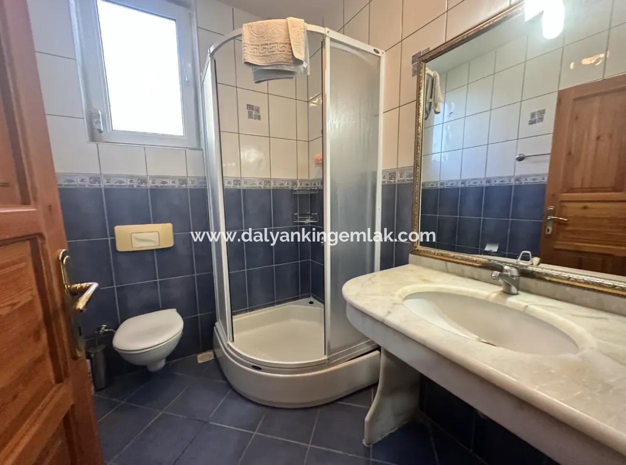 Dalyan Merkeze Yakın Kiralık Tek Katlı Havuzlu Ev