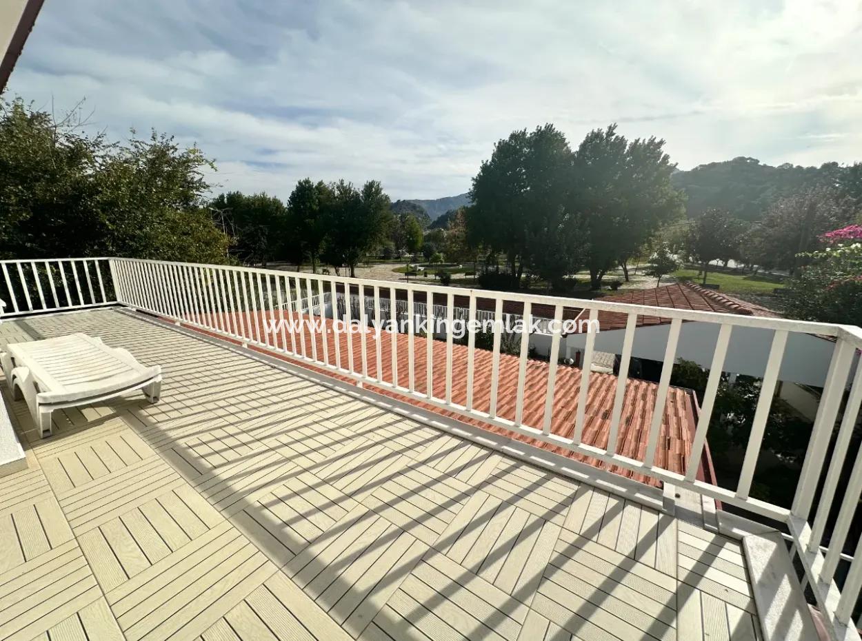 4+1 Özel Vill Marasta