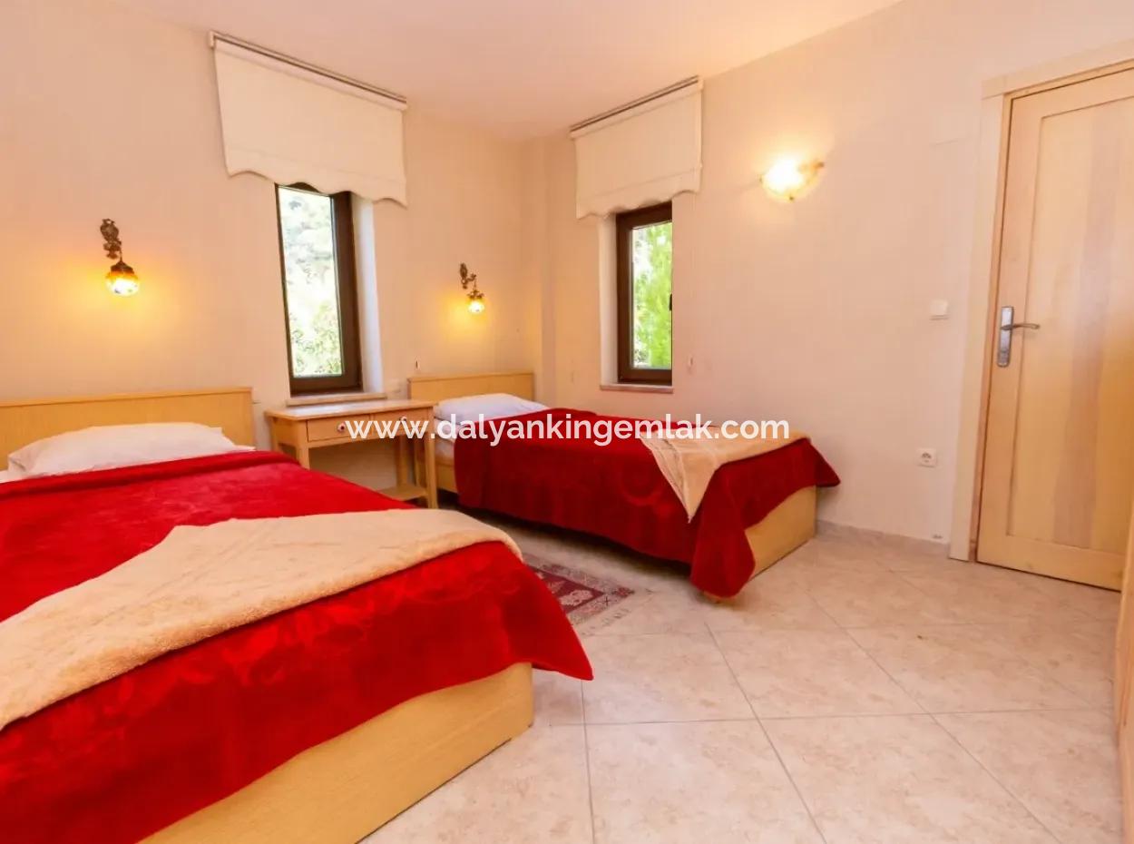 Villa İrem - Dalyan Gökbel Köyünde, Deniz Ve Plaj Manzaralı 4 Yatakodalı Müstakil Villa.