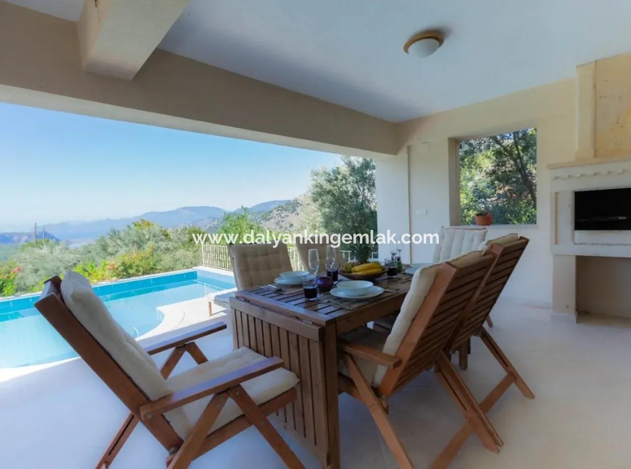 Villa İrem - Dalyan Gökbel Köyünde, Deniz Ve Plaj Manzaralı 4 Yatakodalı Müstakil Villa.