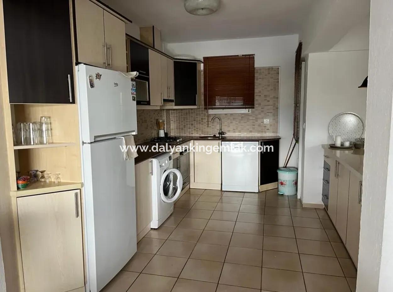 Dalyan Okçular Da 1000 M2 Arsa İçersinde Satılık Villa