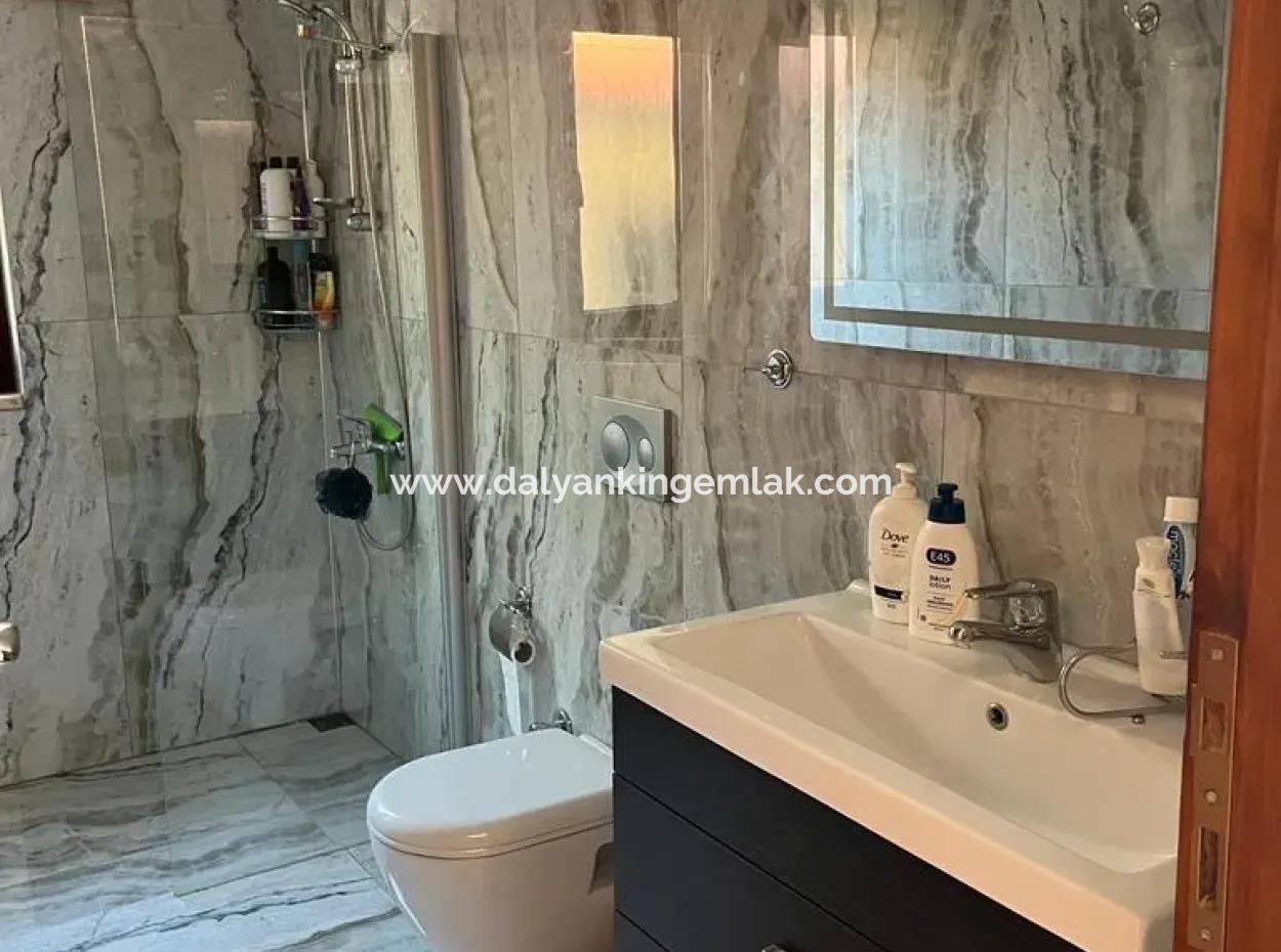 Dalyan Arıkbaşın Da 880 M2 Arsa İçersinde Satılık Villa