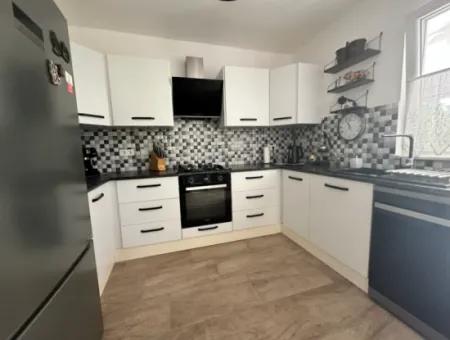 Okcular 3+2 Mustakıl Ev Ve Arsa