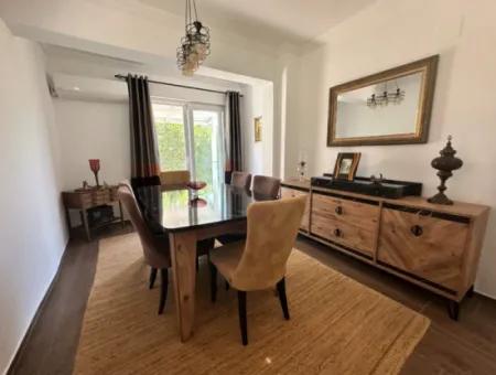 Okcular 3+2 Mustakıl Ev Ve Arsa