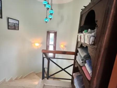 2+1 Nehir Yanında Villa