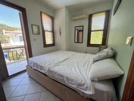 2+1 Nehir Yanında Villa