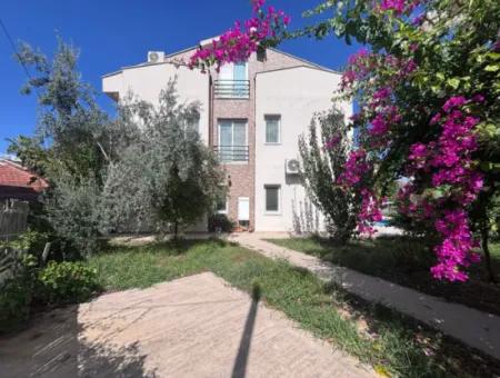 Dalyan Merkezde Satılık Tripleks Villa
