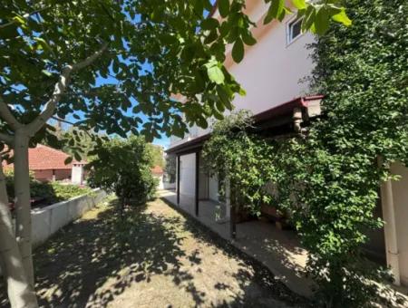 Dalyan Merkezde Satılık Tripleks Villa