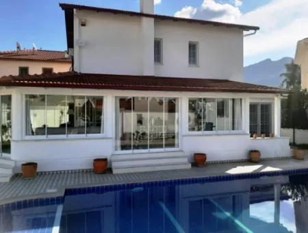 Dalyan Osmanağalarda Satılık Müstakil Villa